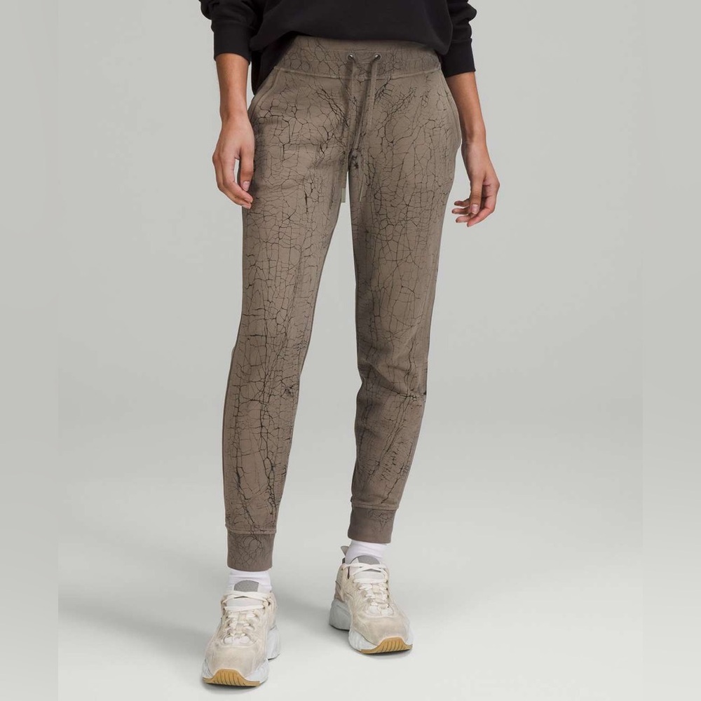 Lululemon Warm Down Jogger 7/8 Length-Size 6